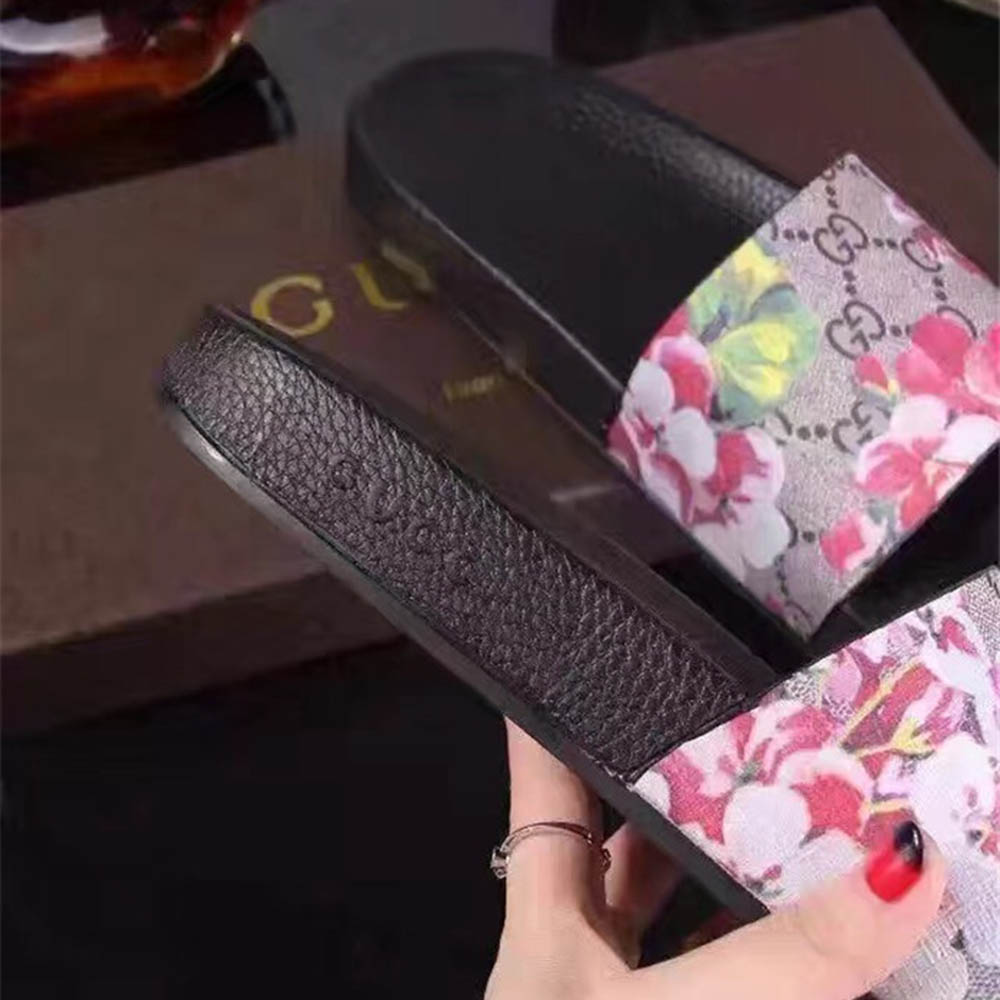 Gucci Bird And Flower Flip Flops - PerfectKickZ