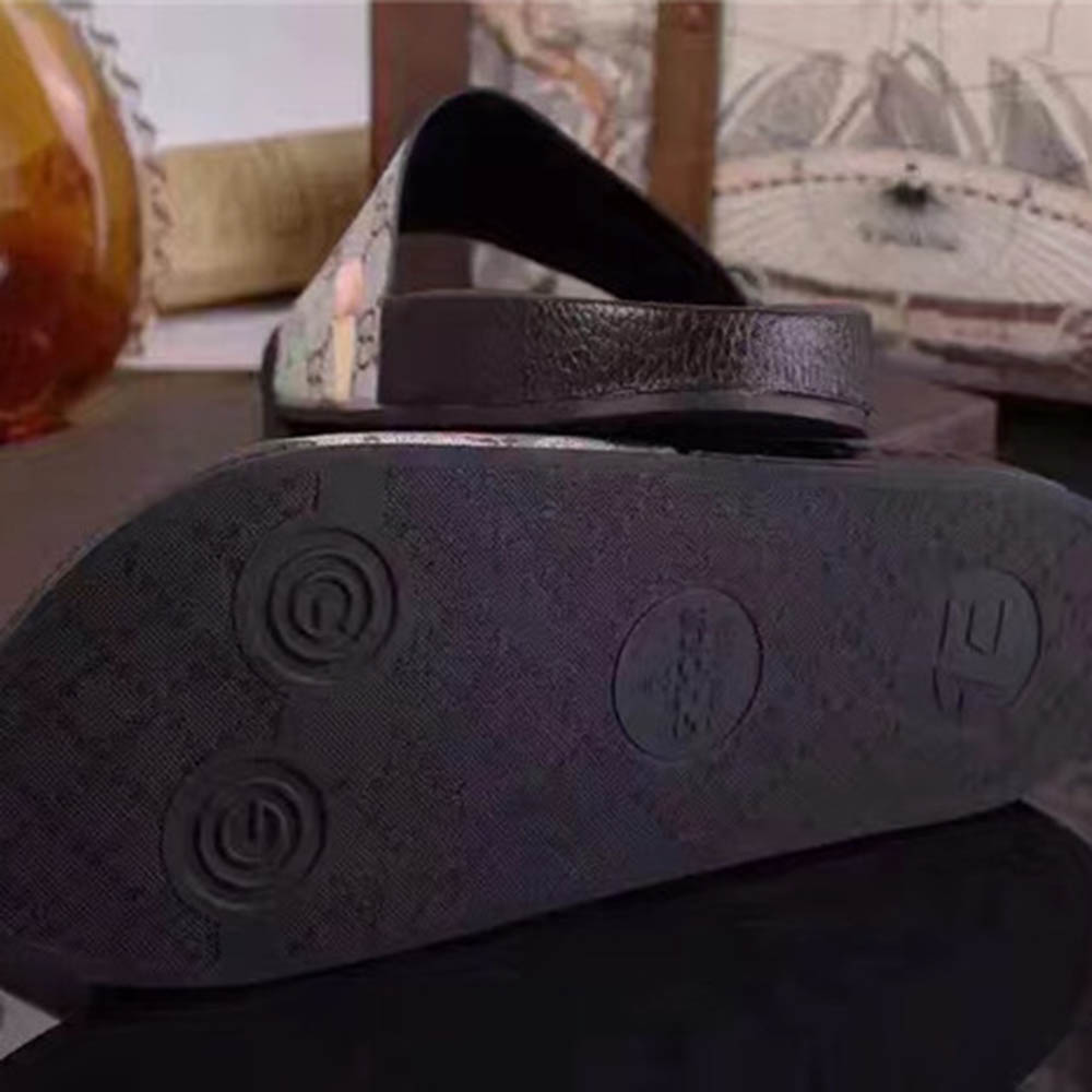 Gucci Bird And Flower Flip Flops - 