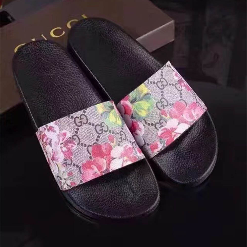 Gucci Bird And Flower Flip Flops - 