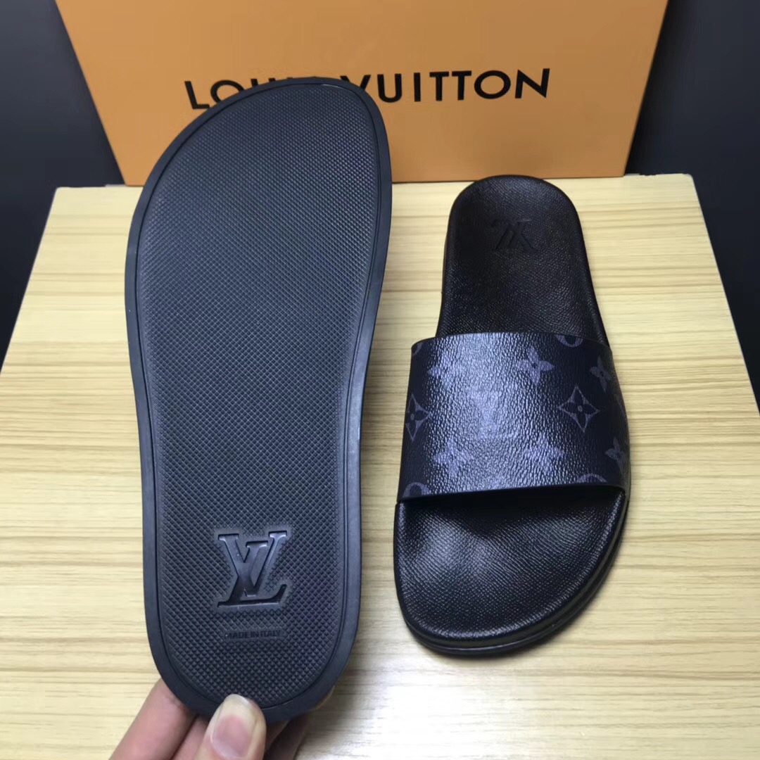 Louis Vuitton Palm Slippers In Balck - PerfectKickZ