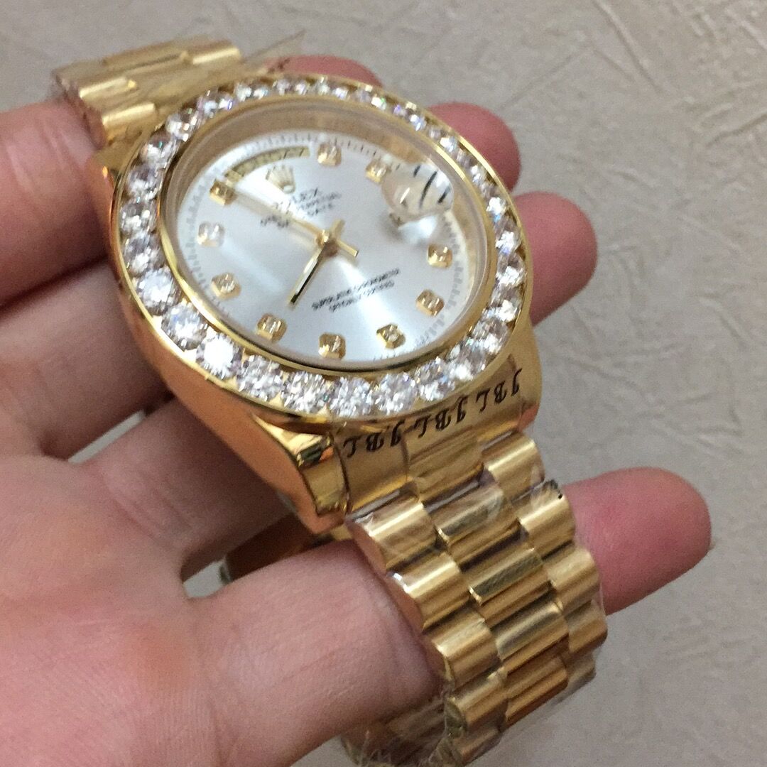 Rolex 40MM 18K Yellow Gold Diamond Watch - PerfectKickZ