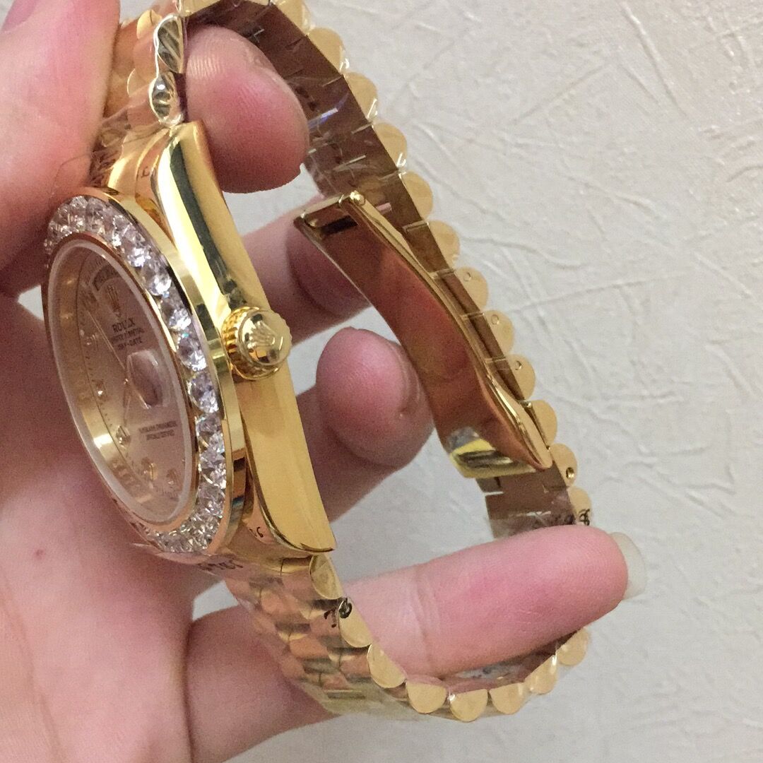 Rolex 40MM 18K Yellow Gold Diamond Watch - PerfectKickZ