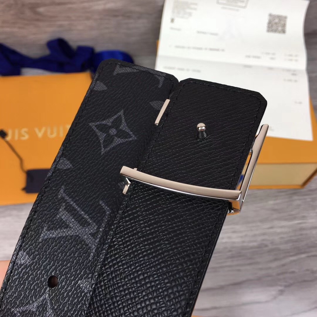 Louis Vuitton Initiales Reversible Belt In Black - PerfectKickZ