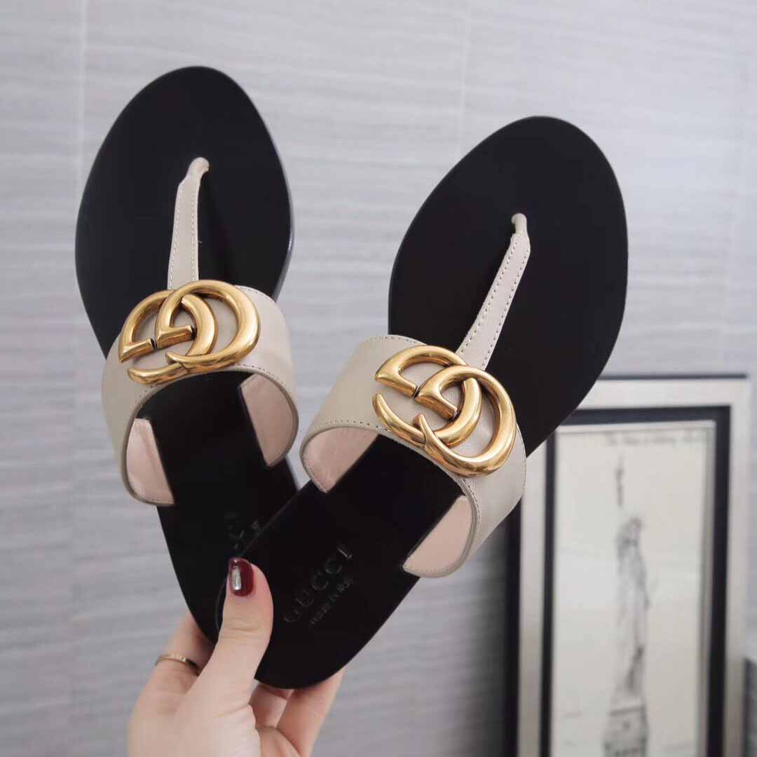 Gucci Leather Thong Sandal With Double G - PerfectKickZ