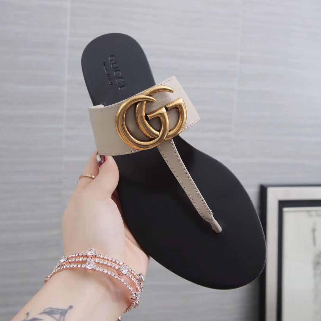 Gucci Leather Thong Sandal With Double G - PerfectKickZ