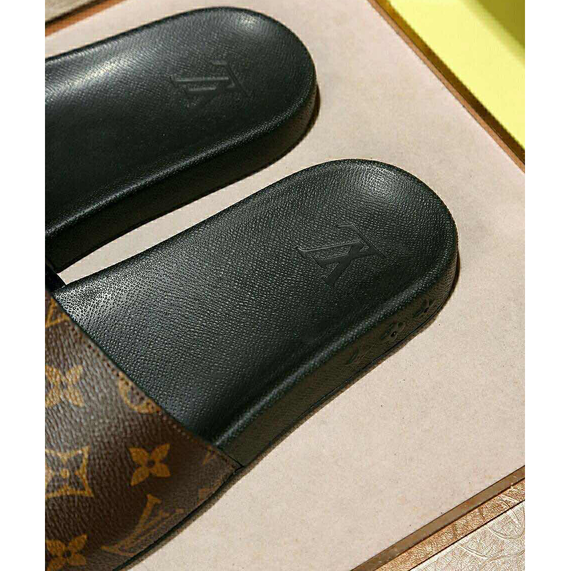 Louis Vuitton Monogram Slippers - PerfectKickZ