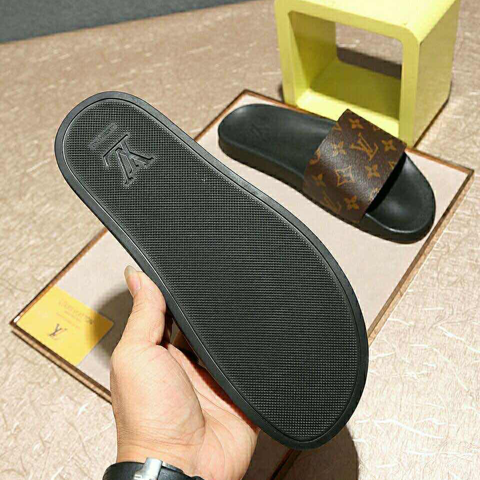 Louis Vuitton Monogram Slippers - PerfectKickZ