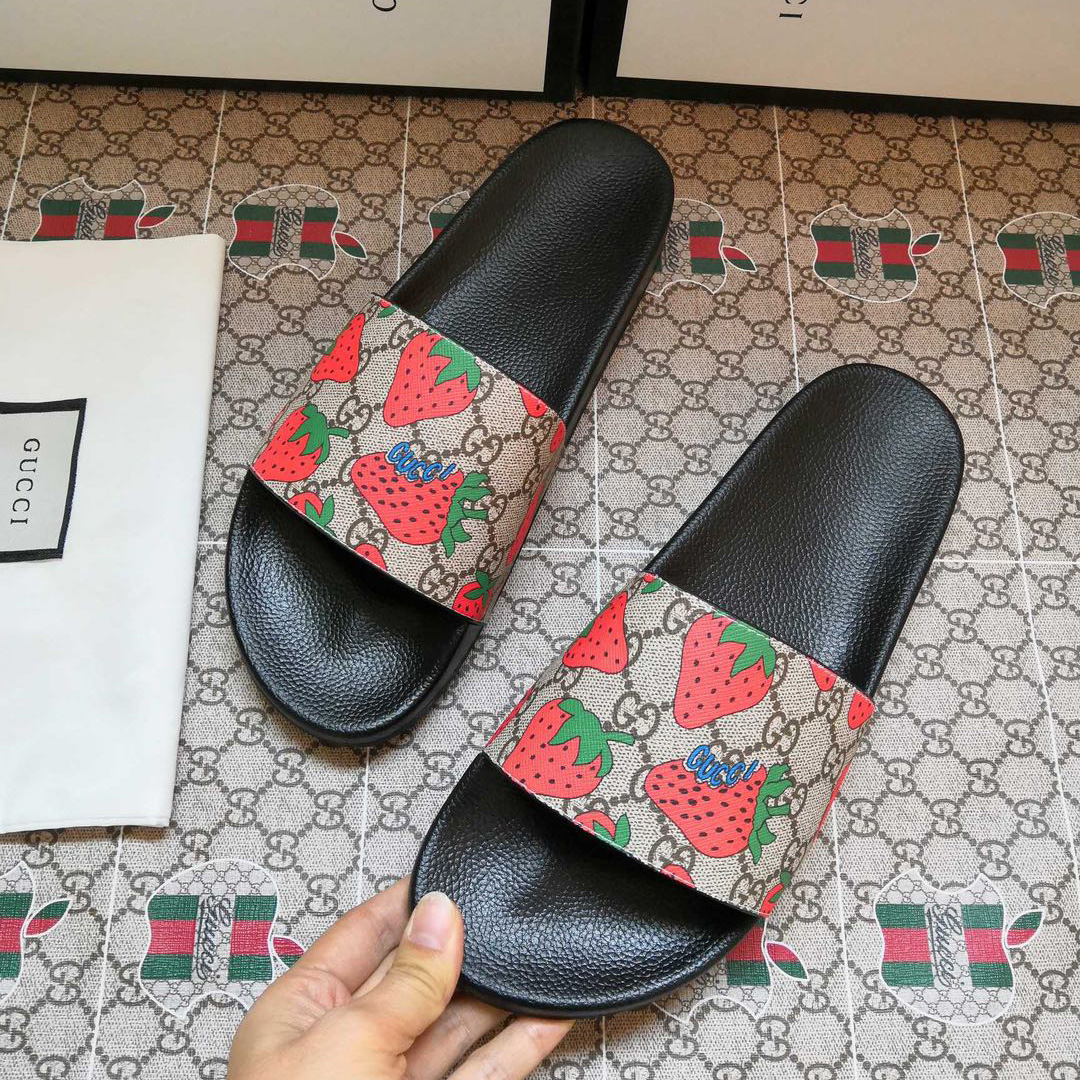Gucci GG Gucci Strawberry Slide Sandal - PerfectKickZ