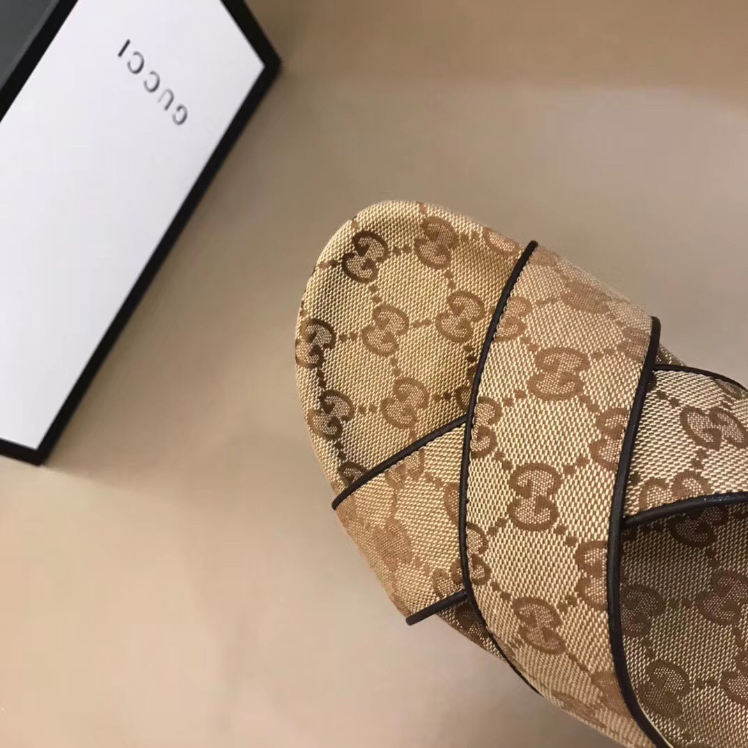 Gucci Men's GG Slide Sandal - PerfectKickZ
