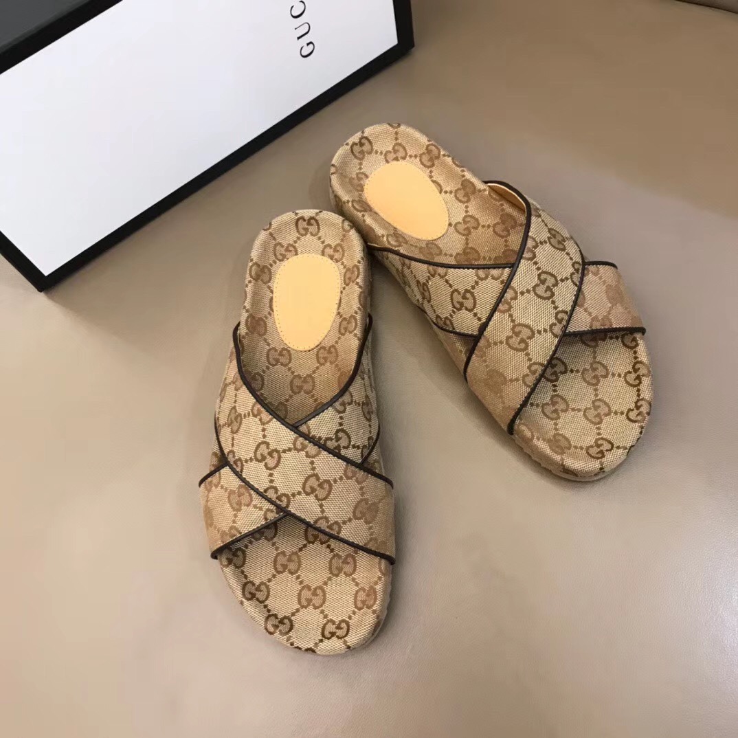Gucci Men's GG Slide Sandal - PerfectKickZ