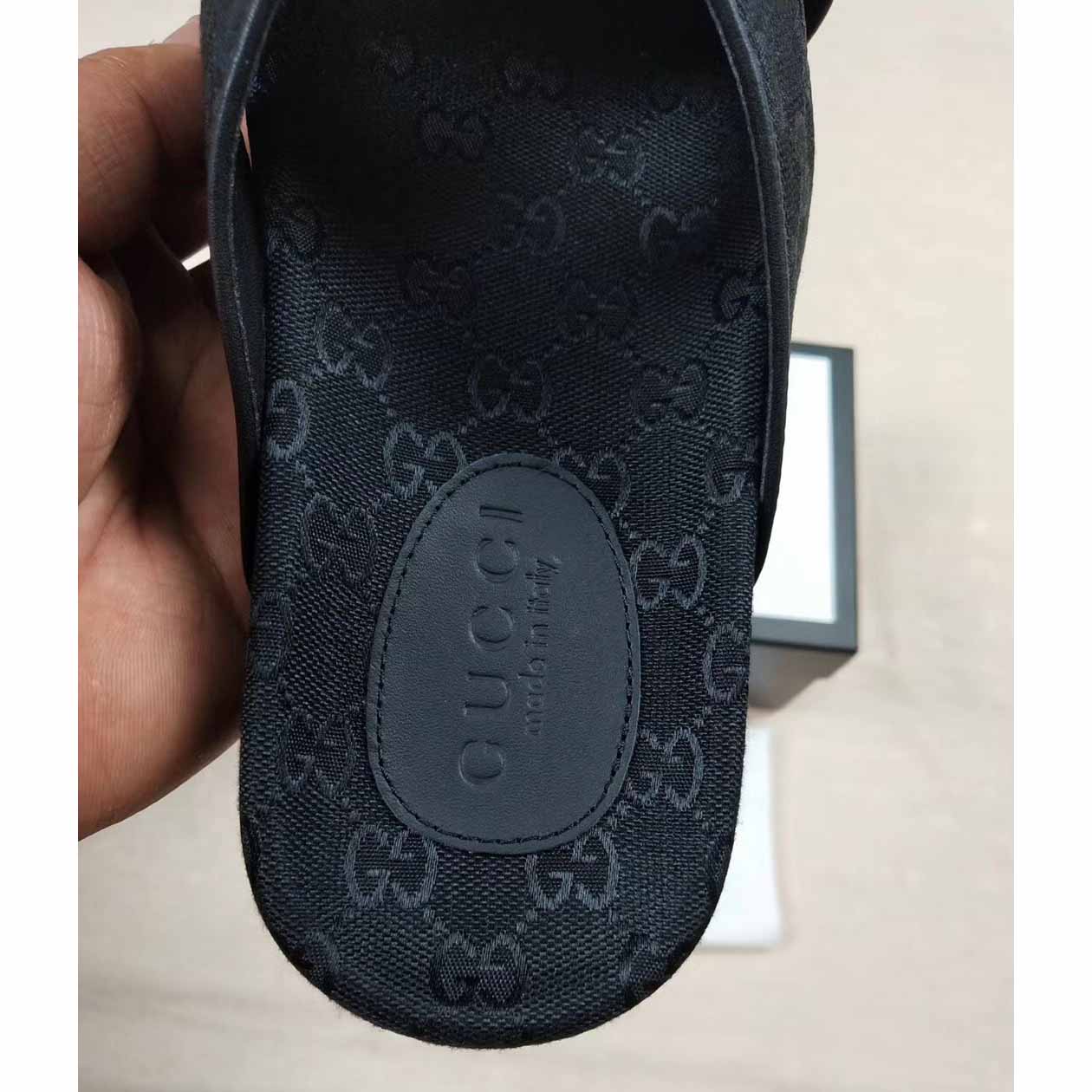 Gucci Men's GG Slide Sandal - PerfectKickZ