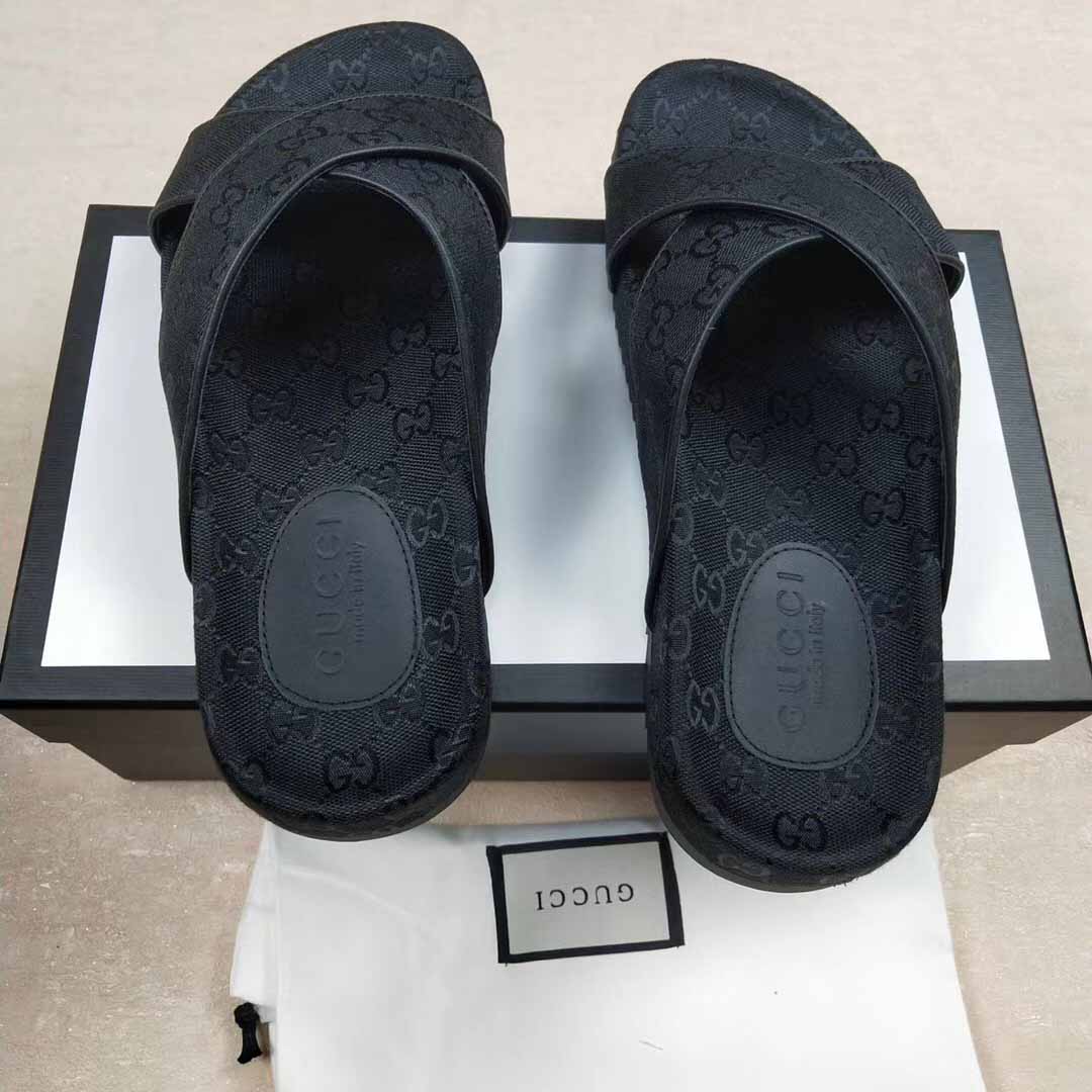 Gucci Men's GG Slide Sandal - PerfectKickZ