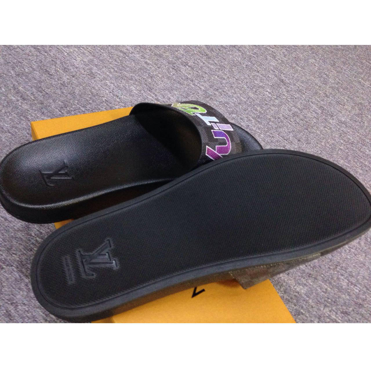 Louis Vuitton Waterfront Mule - PerfectKickZ