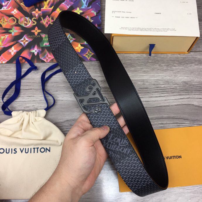 Louis Vuitton Squared 40MM Belt - PerfectKickZ