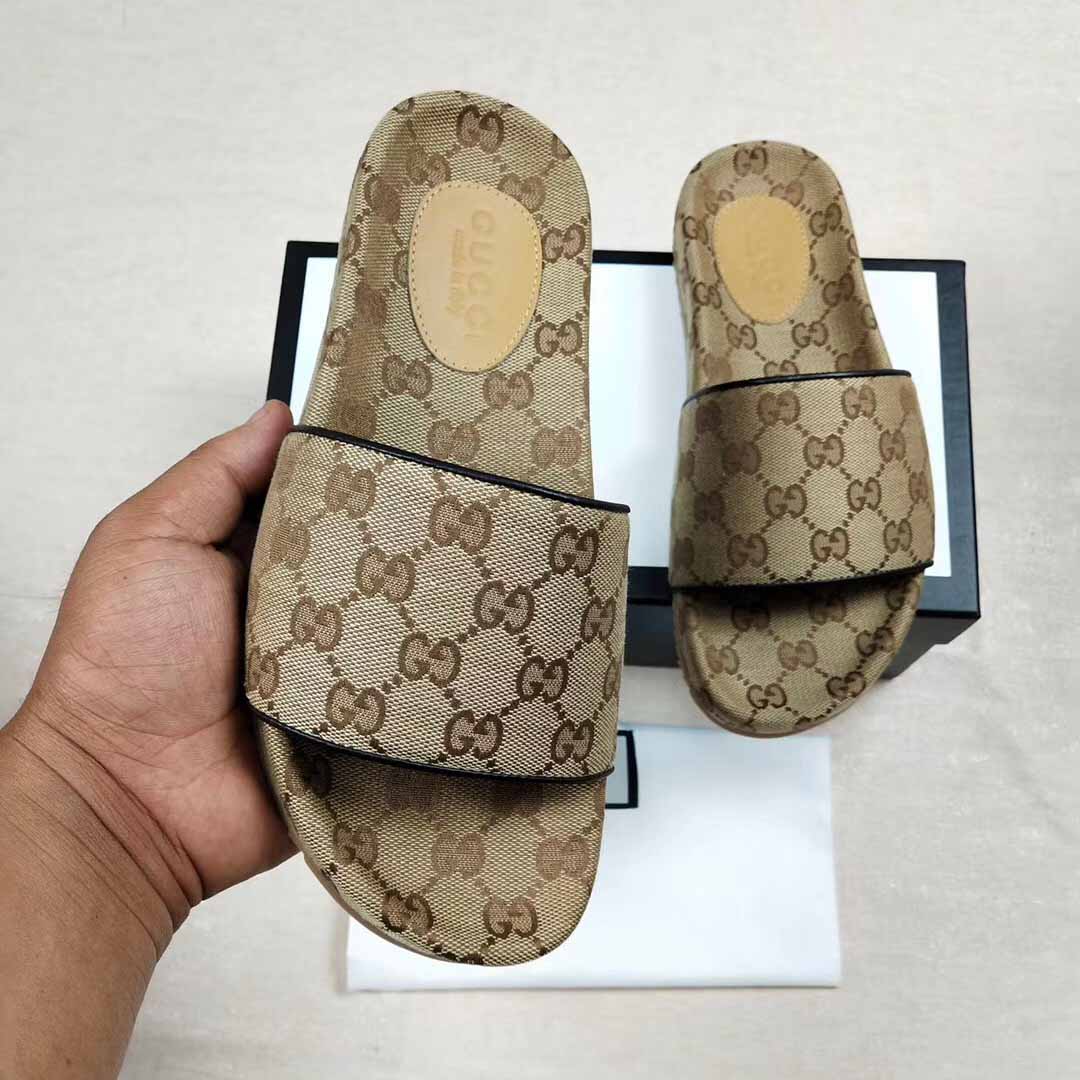 Gucci Men's GG Canvas Slide Sandal - PerfectKickZ