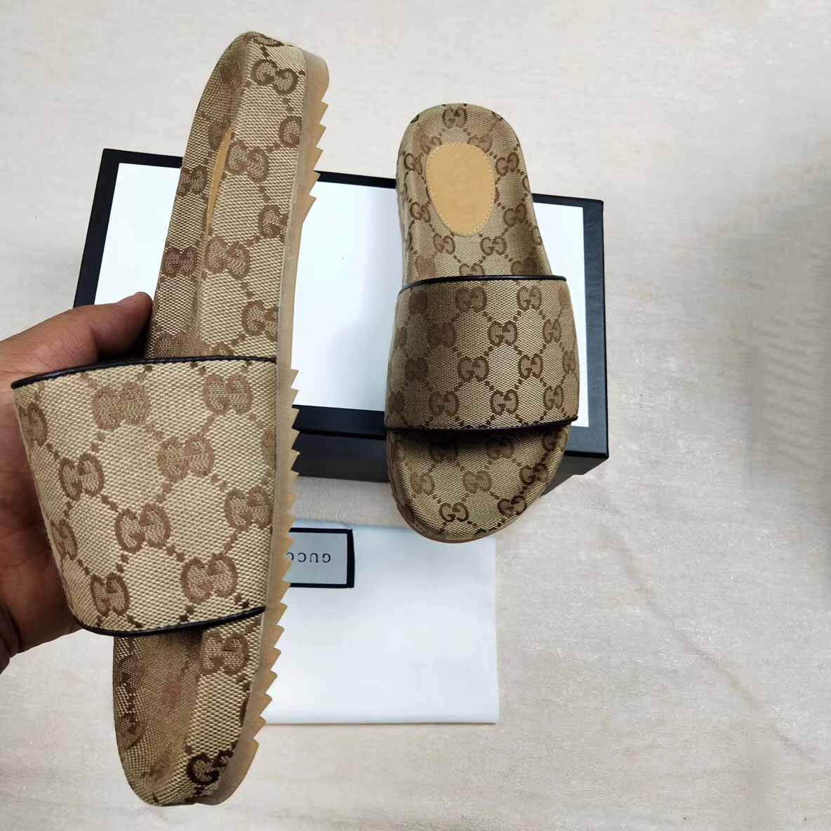 Gucci Men's GG Canvas Slide Sandal - PerfectKickZ