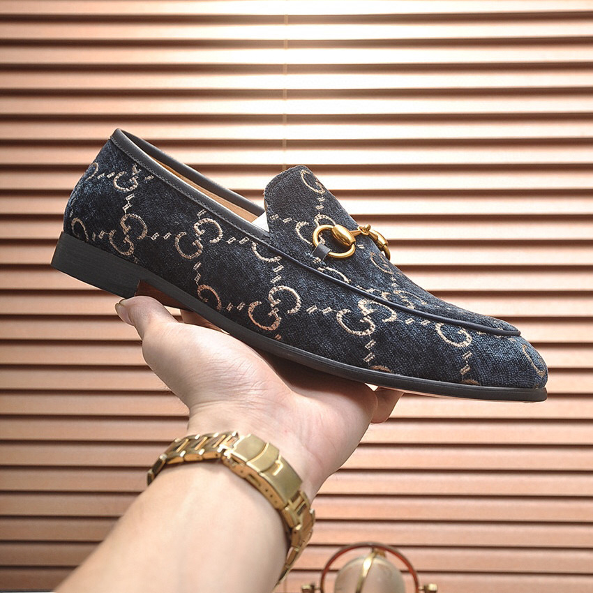 Gucci Men's Jordaan GG Loafer  - PerfectKickZ