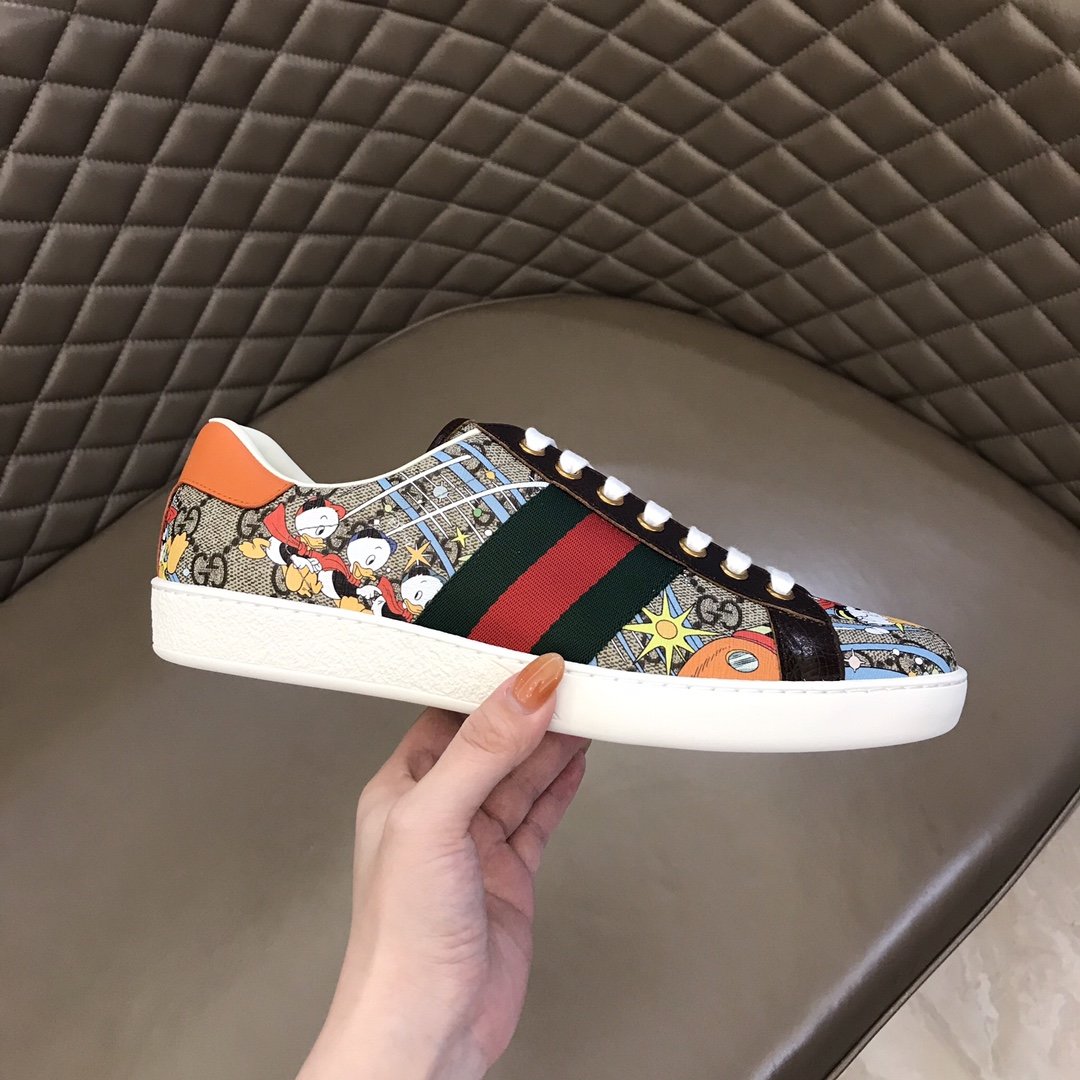 Gucci Disney Donald Duck Ace Sneaker - PerfectKickZ