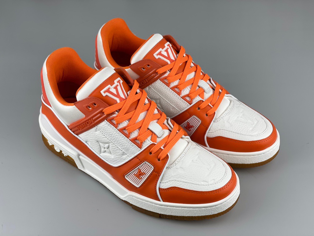 Louis Vuitton Trainer Sneaker - 