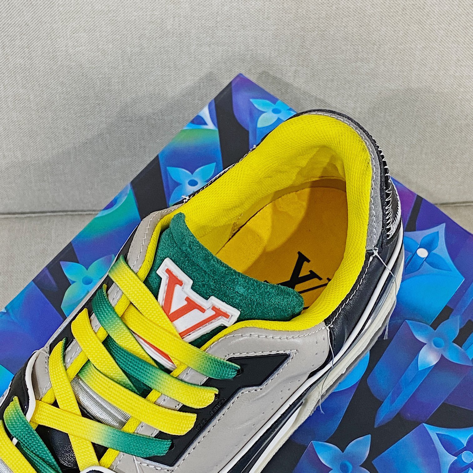 Louis Vuitton Trainer Sneaker - 