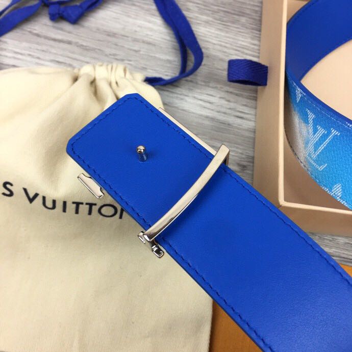 Louis Vuitton Shape 40MM Reversible Clouds - PerfectKickZ
