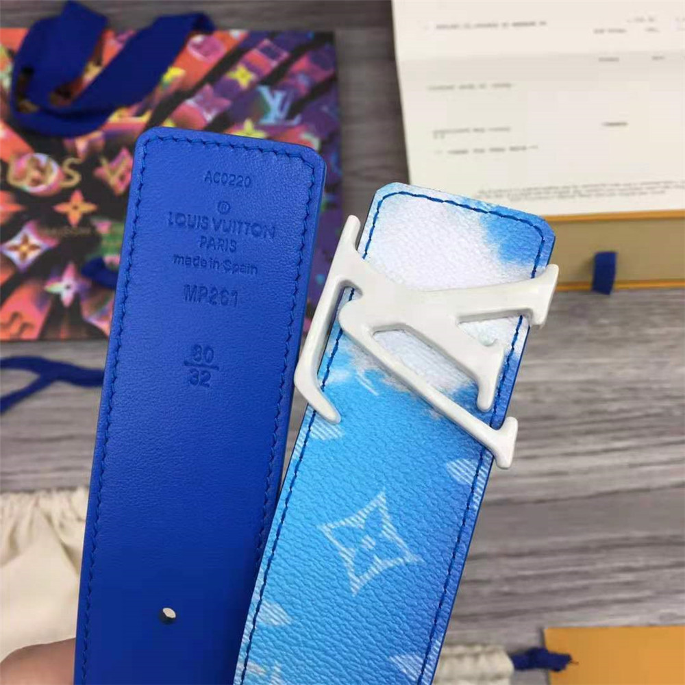 Louis Vuitton LV shape 40mm reversible clouds - PerfectKickZ