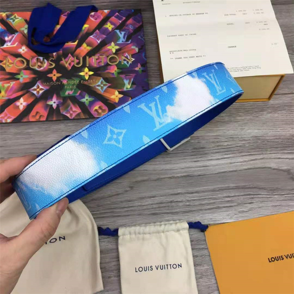 Louis Vuitton LV shape 40mm reversible clouds - PerfectKickZ