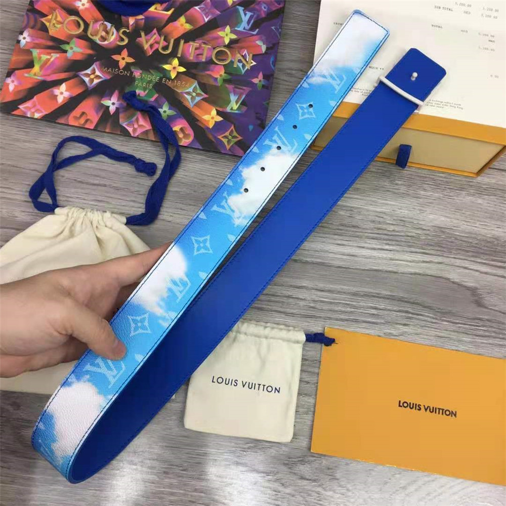 Louis Vuitton LV shape 40mm reversible clouds - PerfectKickZ