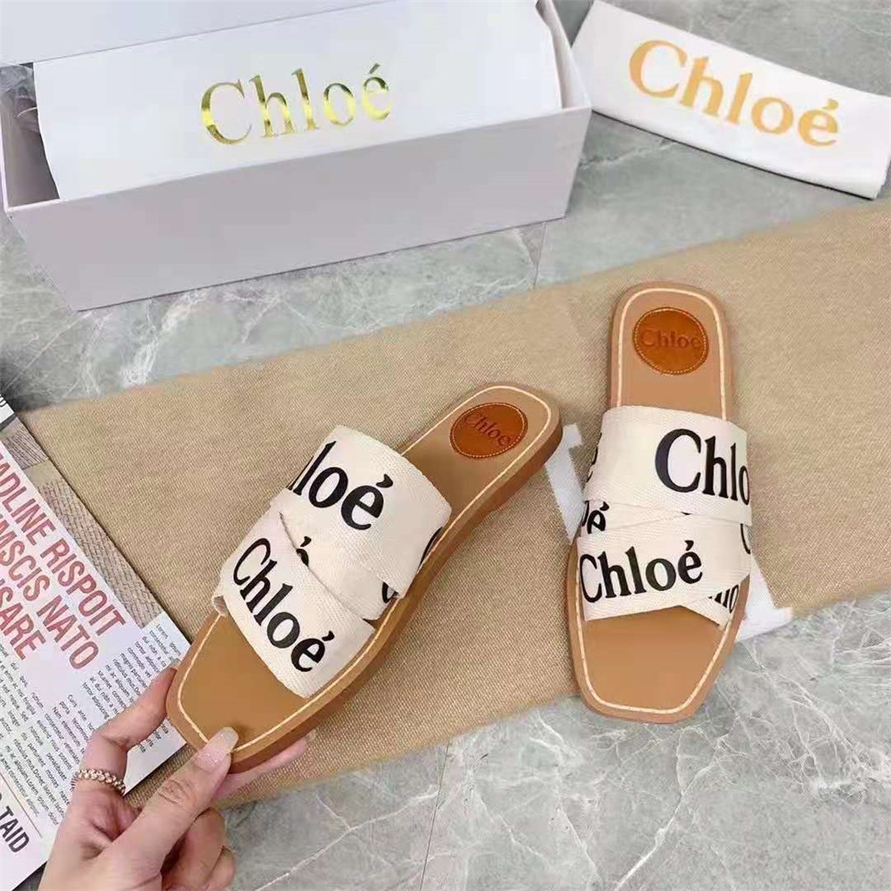 Chloe Logo Printed Sandals - PerfectKickZ