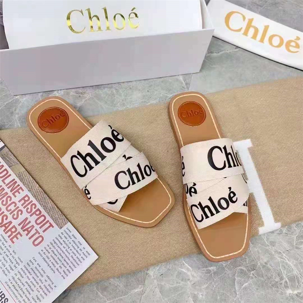 Chloe Logo Printed Sandals - PerfectKickZ