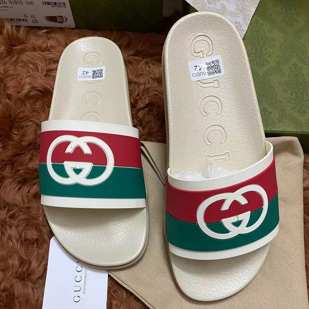 Gucci Men's Interlocking G Slide Sandal - PerfectKickZ