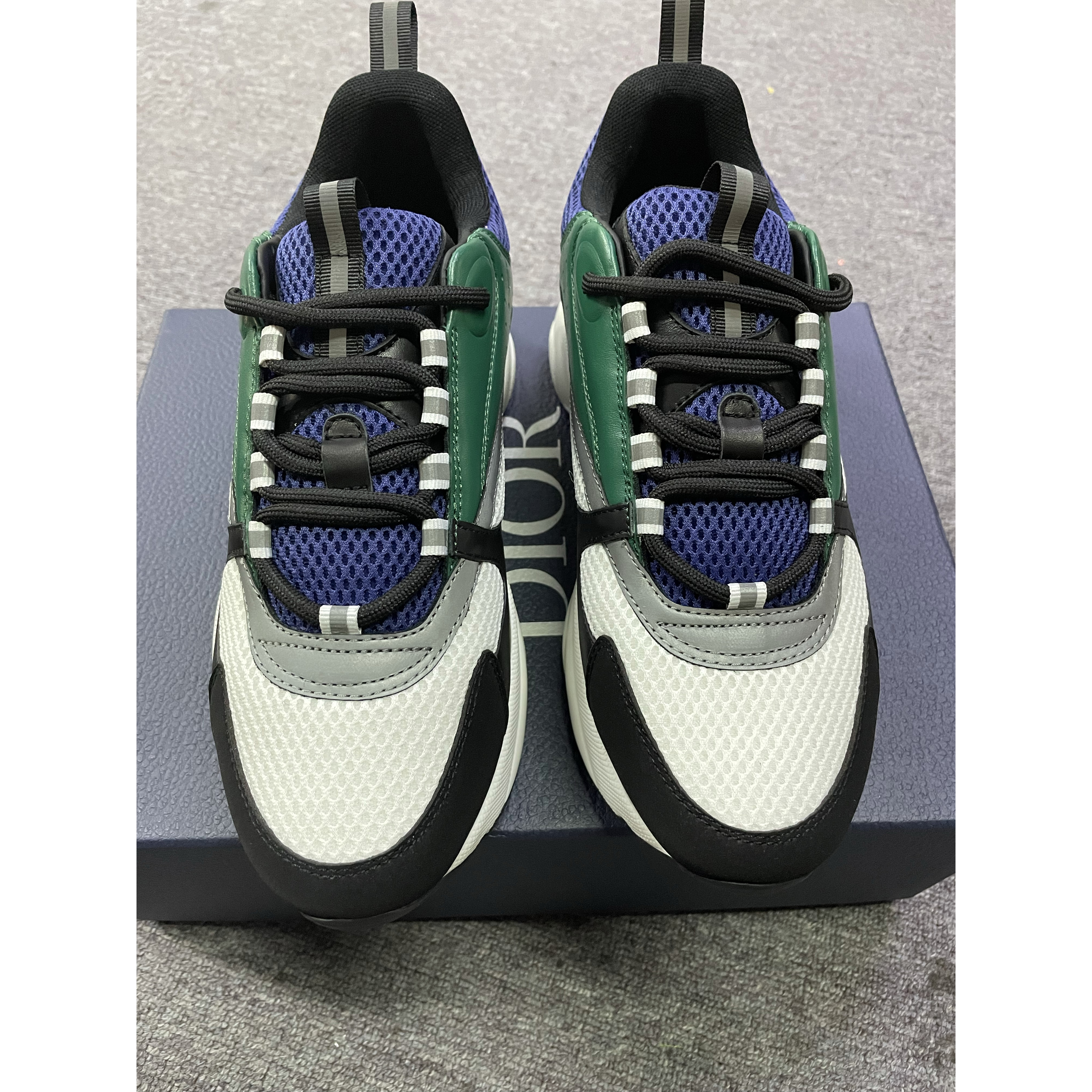 Dior [Limited Version] B22 Sneaker - PerfectKickZ