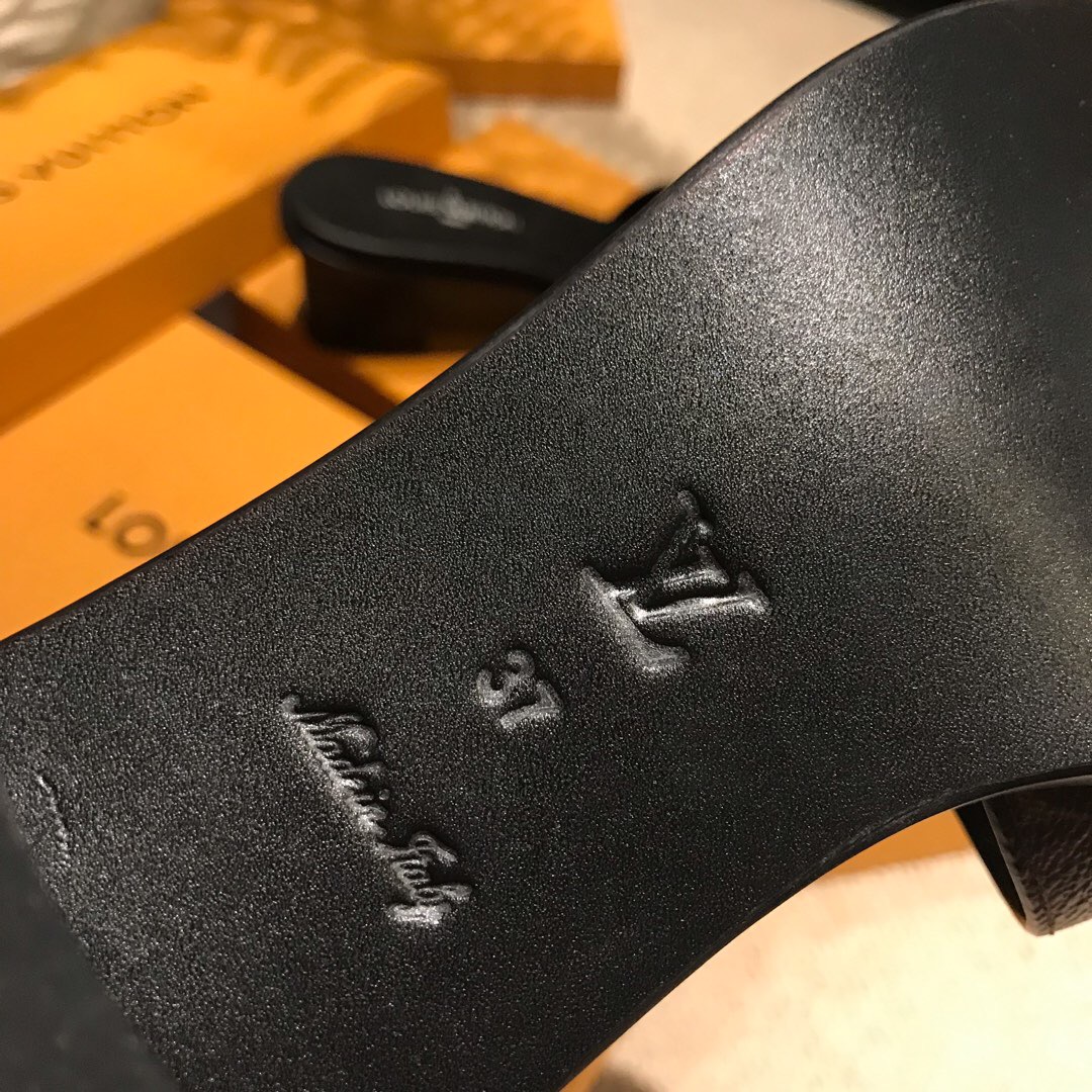 Louis Vuitton Women's Monogram Sandals - PerfectKickZ