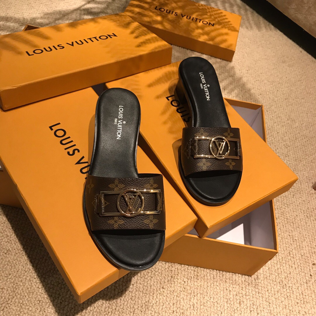 Louis Vuitton Women's Monogram Sandals - PerfectKickZ