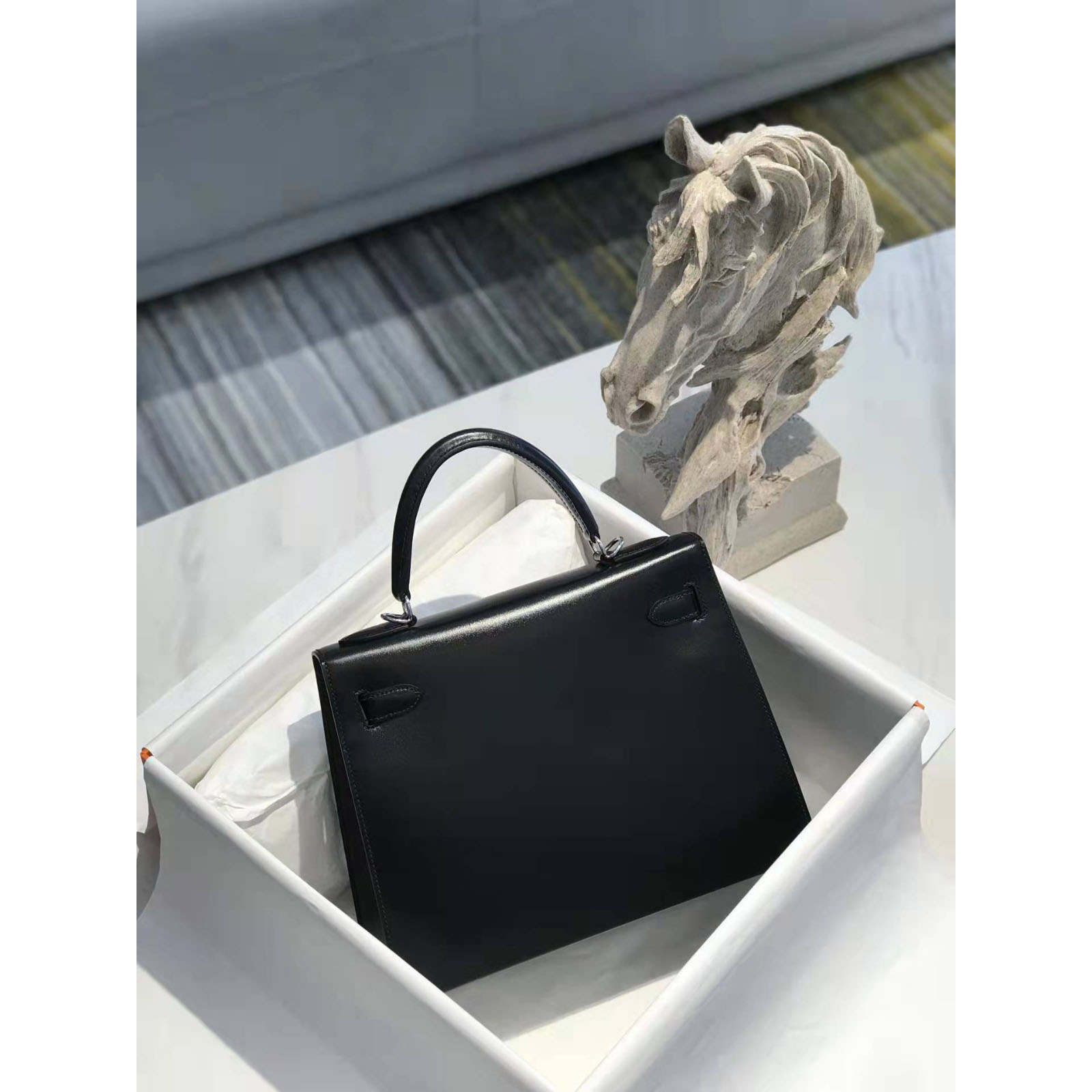Hermes Women Handbag  - PerfectKickZ