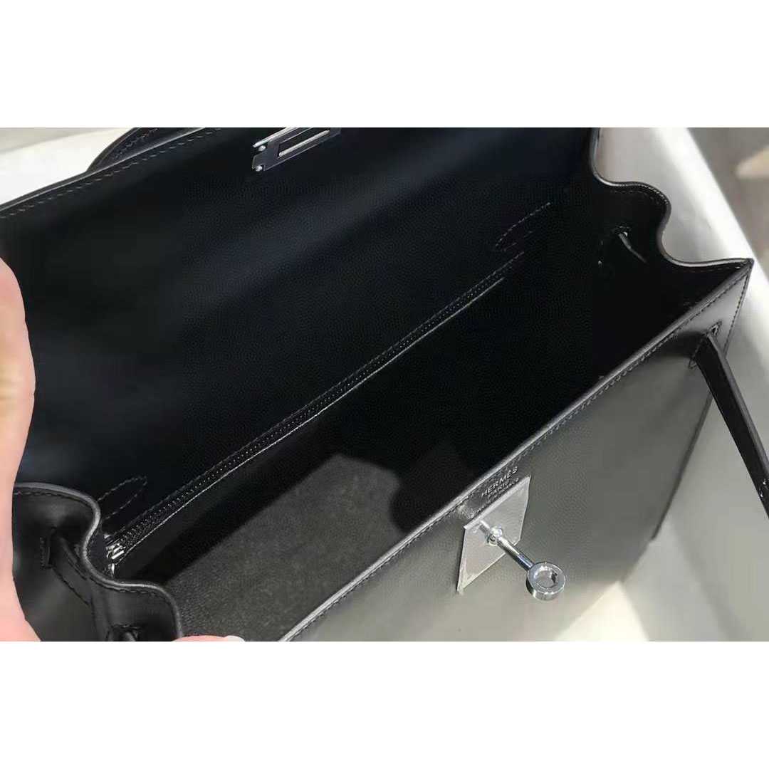 Hermes Women Handbag  - PerfectKickZ