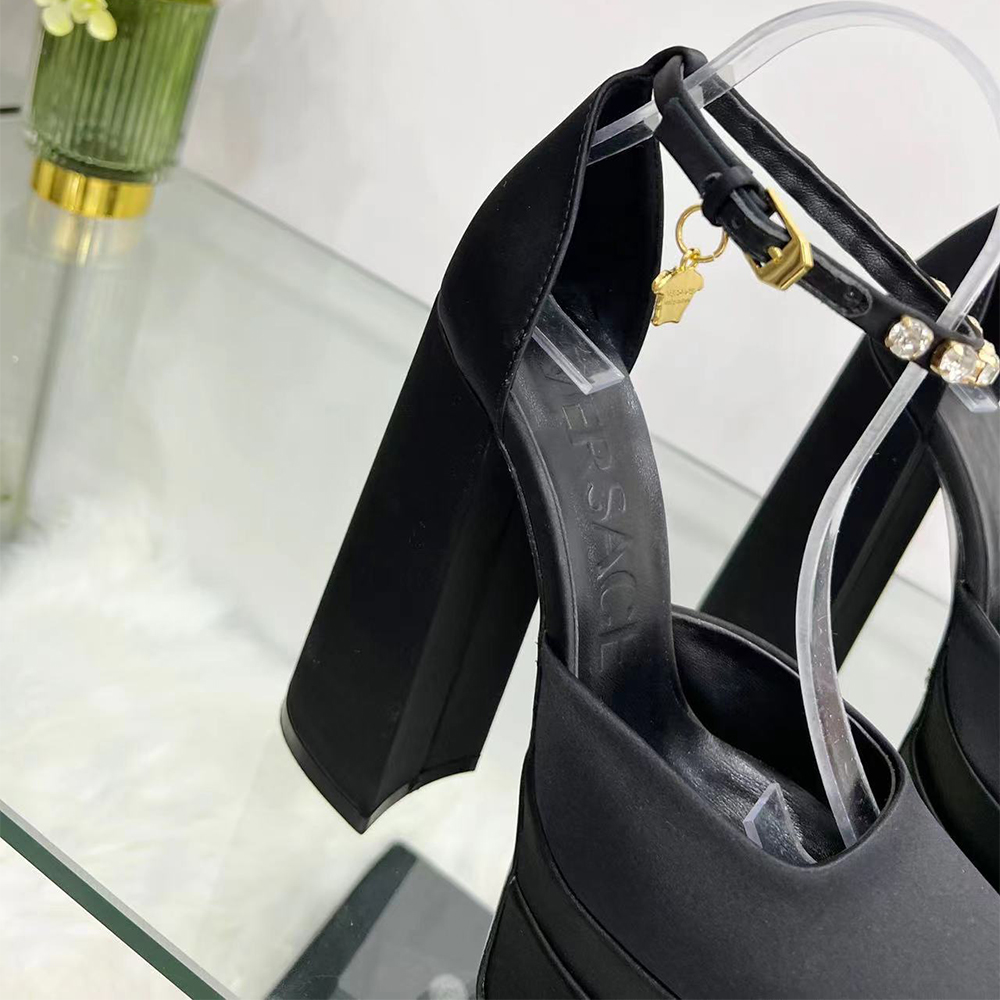 Versace Medusa Aevitas Platform Pumps - PerfectKickZ