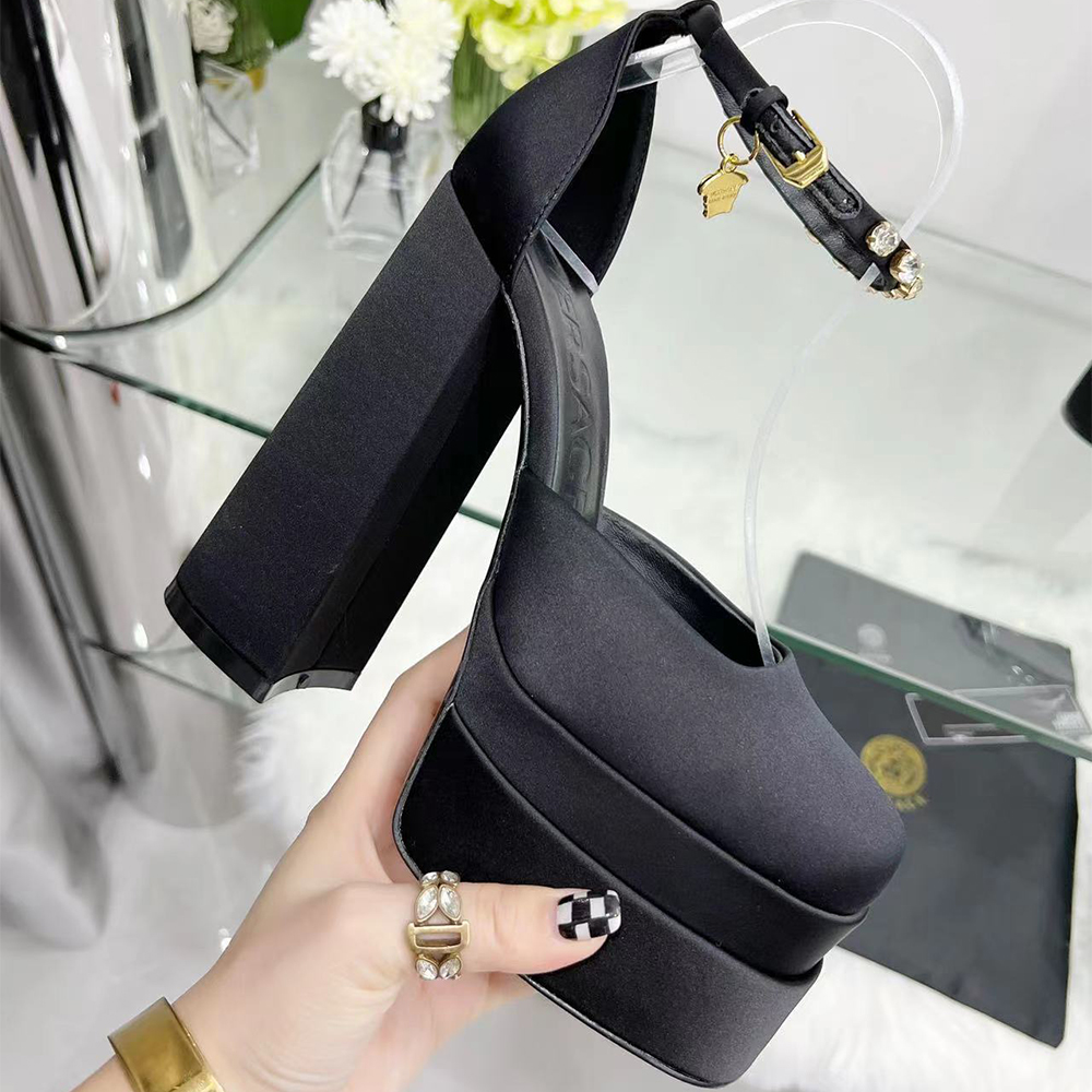Versace Medusa Aevitas Platform Pumps - PerfectKickZ