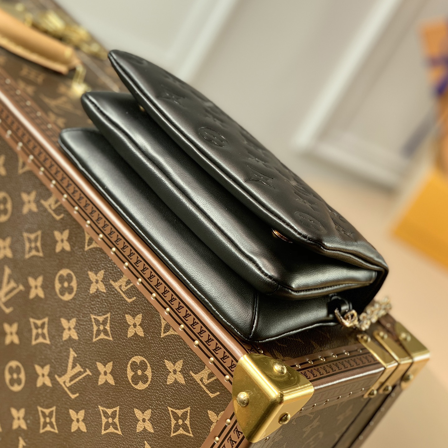 Louis Vuitton Pochette Coussin Black(20-14-8CM) - PerfectKickZ