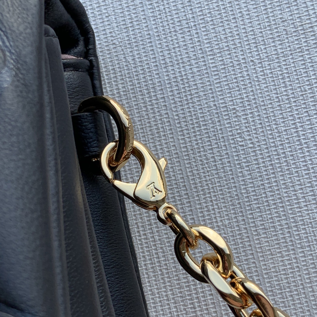 Louis Vuitton Pochette Coussin Black(20-14-8CM) - PerfectKickZ