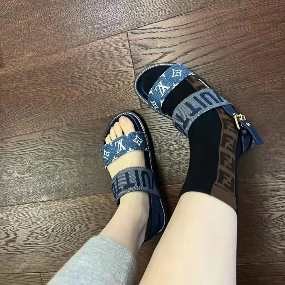 Louis Vuitton Paseo Flat Comfort Sandal - PerfectKickZ