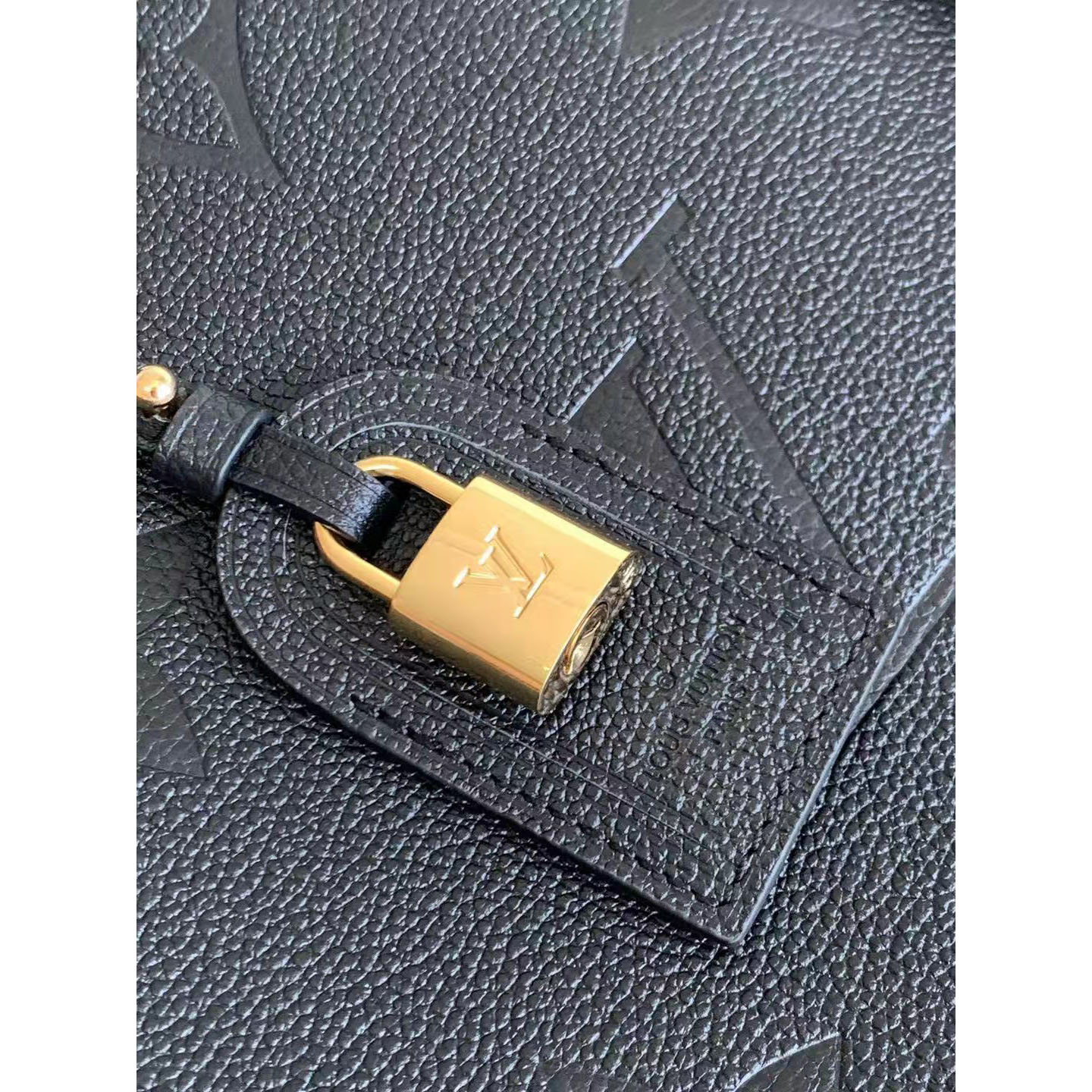 Louis Vuitton Black Monogram Leather Handbag (34-24-15CM) - PerfectKickZ