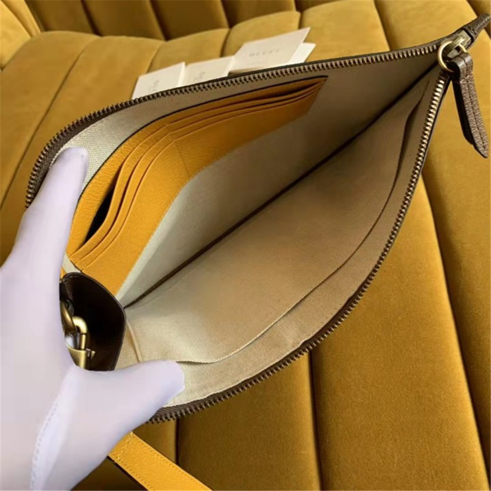 Gucci  GG Clutch Bag (30.5-21-1.5cm) - PerfectKickZ