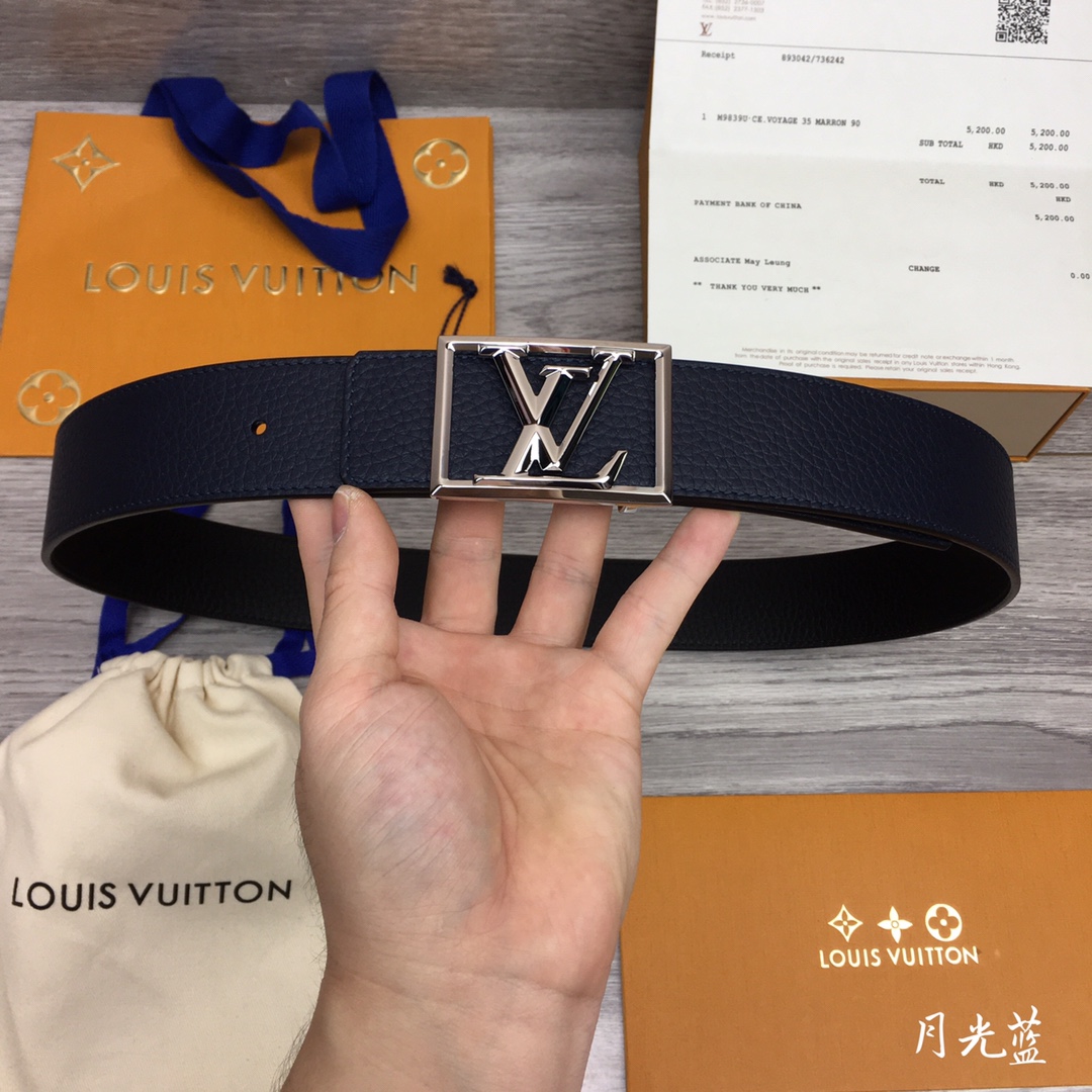 Louis Vuitton Shape 40MM Reversible Belt - PerfectKickZ