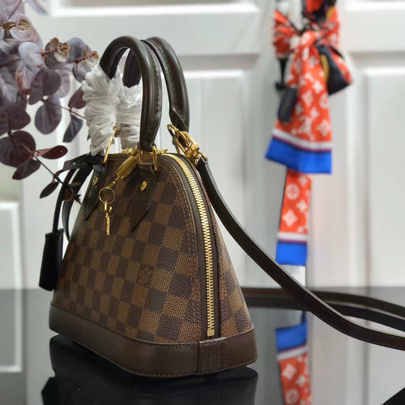 Louis Vuitton  Brown Shoulder Bag （23.5-17.5-11.5CM） - PerfectKickZ