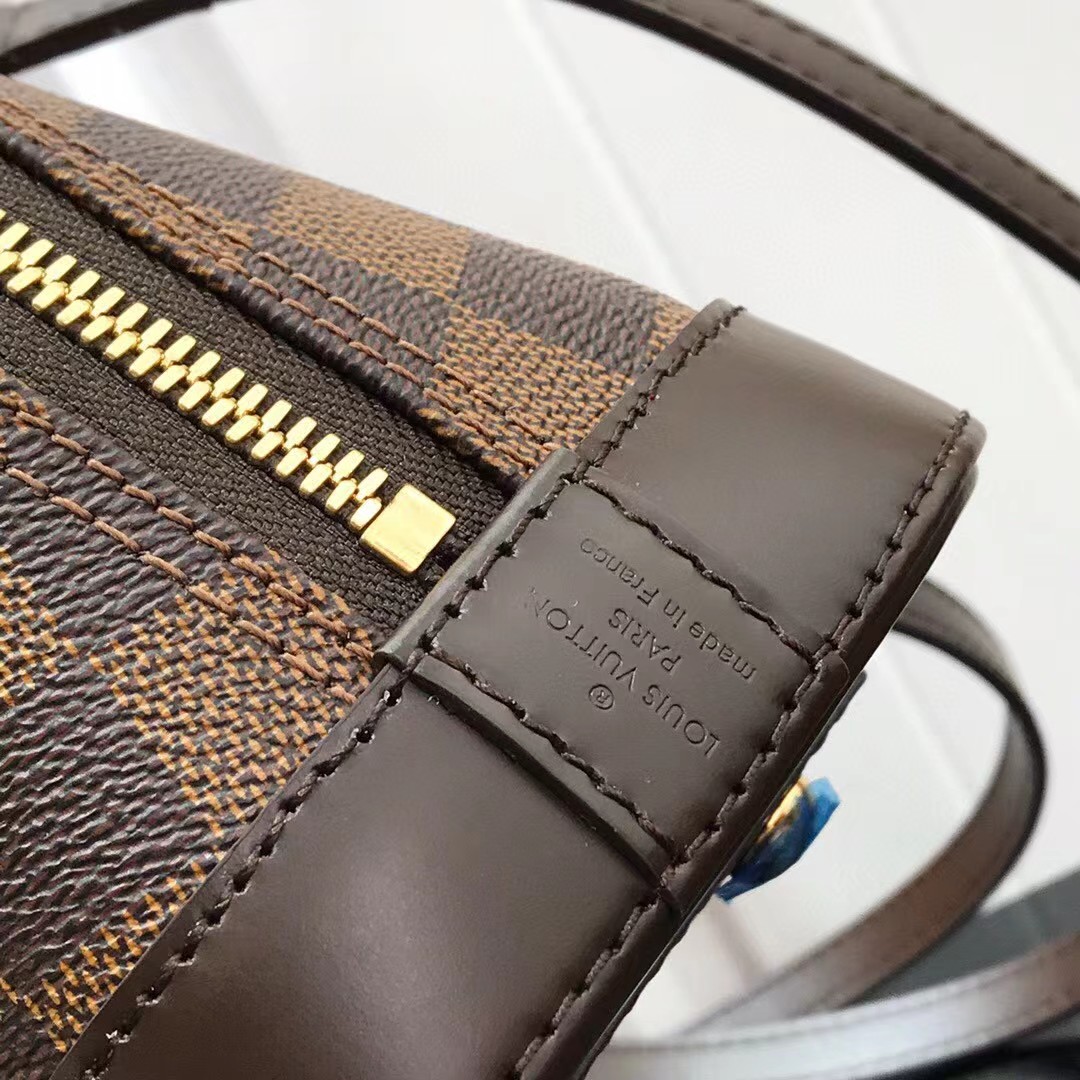 Louis Vuitton  Brown Shoulder Bag （23.5-17.5-11.5CM） - PerfectKickZ