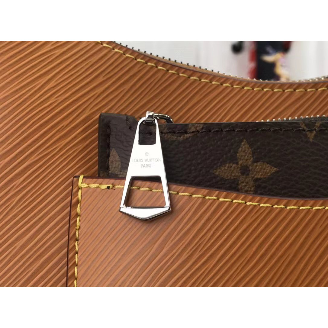 Louis Vuitton  Marelle Handbag （25x15x8cm） - 