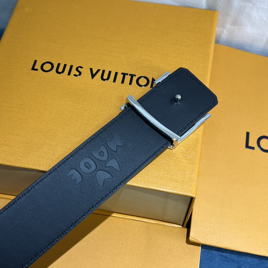 Louis Vuitton Gradient Shape 40MM Reversible Belt - PerfectKickZ