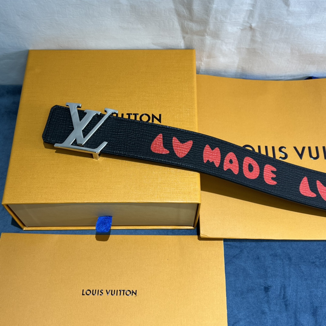 Louis Vuitton Gradient Shape 40MM Reversible Belt - PerfectKickZ