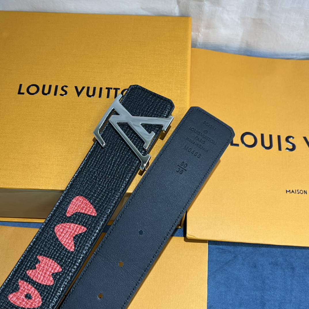 Louis Vuitton Gradient Shape 40MM Reversible Belt - PerfectKickZ